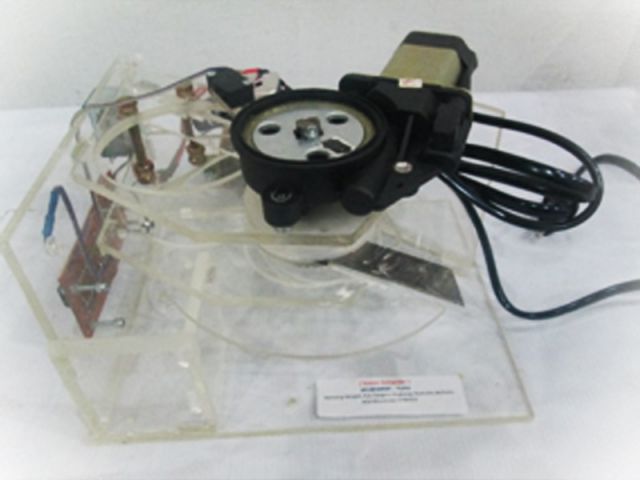 Alat pengiris singkong otomatis