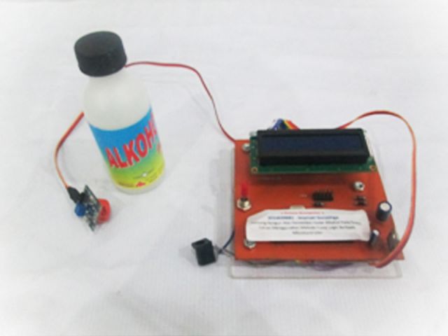 Alat pendeteksi kadar alkohol pada suatu cairan