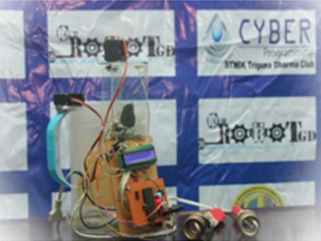 Alat pembuat teh otomatis berdasarkan level kepekatan